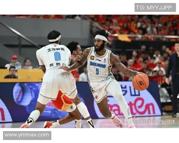 2021年四川队与广厦队激战回顾：精彩瞬间与战术分析